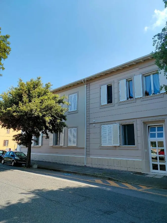 Hotel MonoPat Marina Di Pisa 0*,